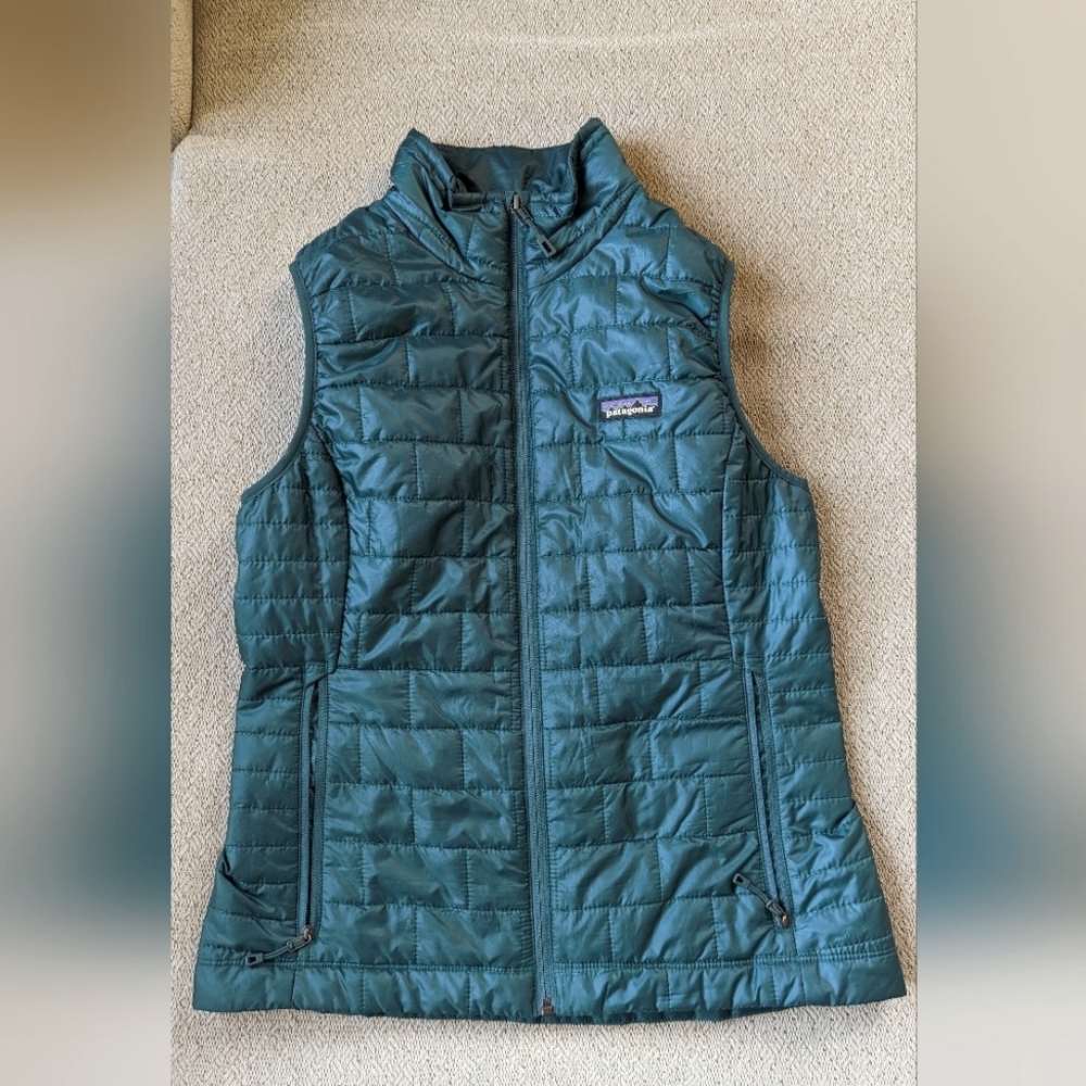 Patagonia Women's Nano Puff Vest size small